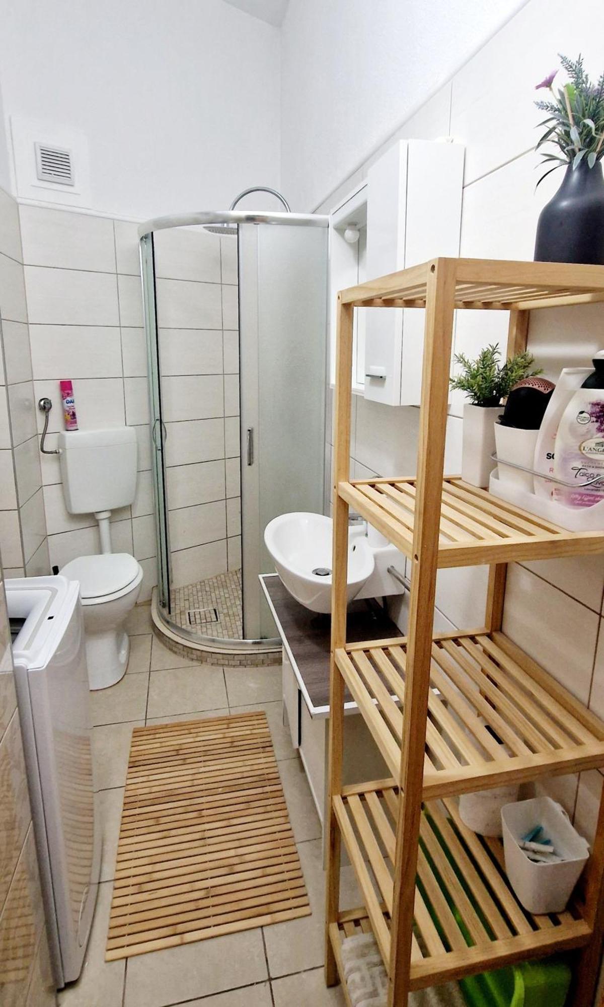 Apartment Megy With Balcony In City Center Crikvenica Exteriör bild